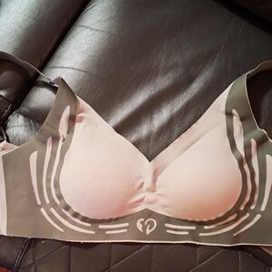 Green Structured Molded Cup Bra Intimates